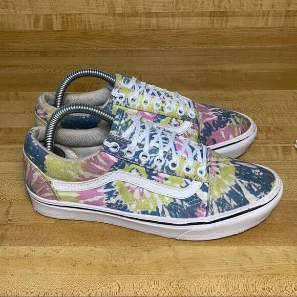 Vans Shoes - Vans Comfy Cush Old Skool Tie Dye Lace Up Shoes 6.5MEN/ 8 WOMEN 500383